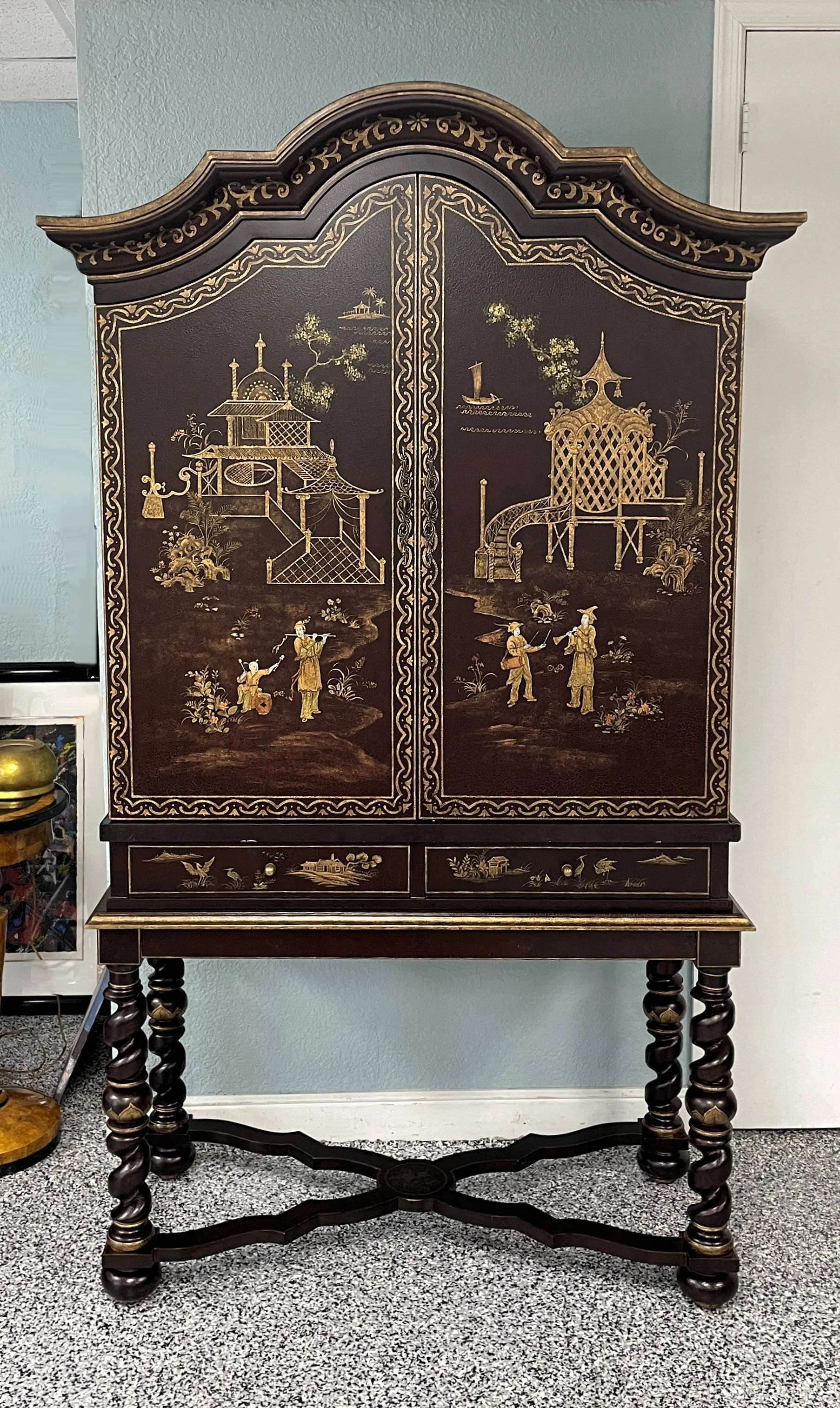 【期限11/30】⑮デコレーション棚 Encore Furniture Gallery-Chinoiserie Decorated Storage Armoire Cabinet
